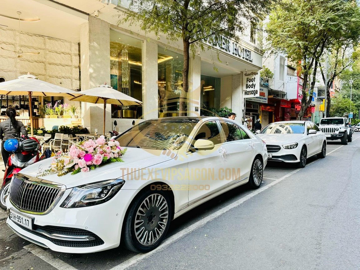 Công ty Vip Cars Bảo Dương cho thuê xe cưới Mercedes ngày 17/4/2023