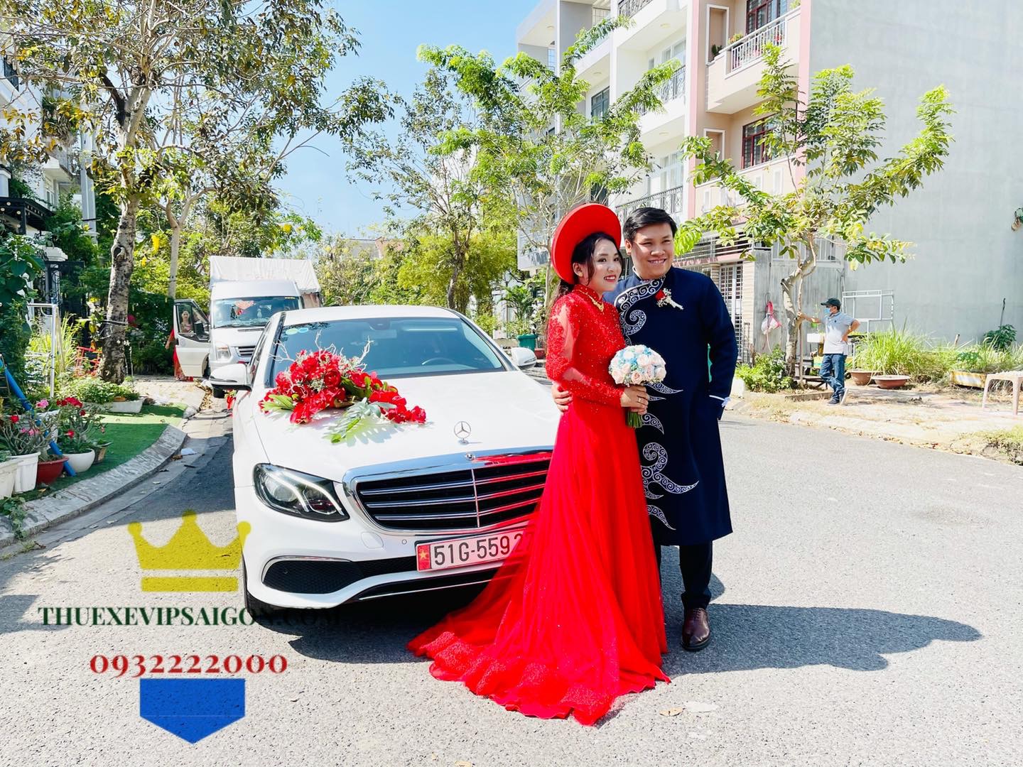 Vip Cars Bảo Dương cho thuê xe cưới hạng sang Mercedes E Class